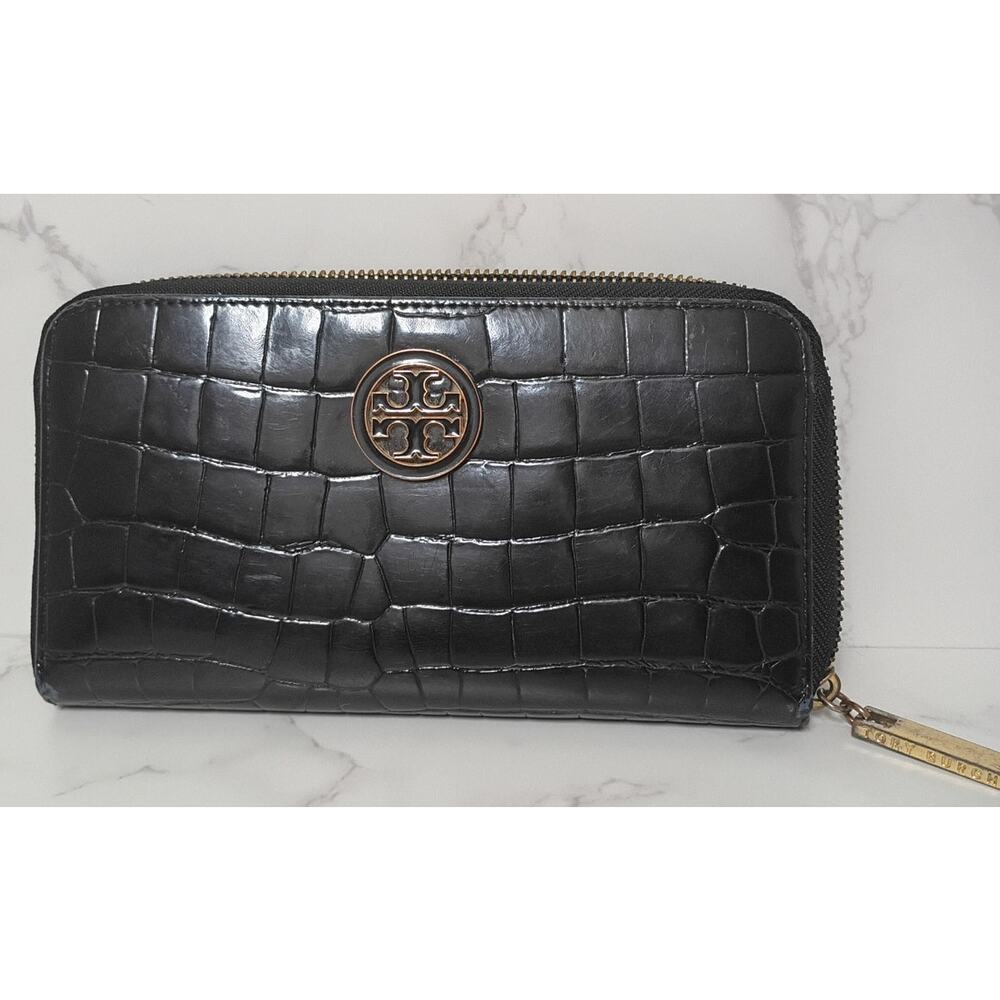 TORY BURCH Britten Black Patent Leather Croc Embossed Continental Wallet - EUC